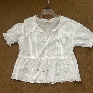 Women’s short sleeve shirt